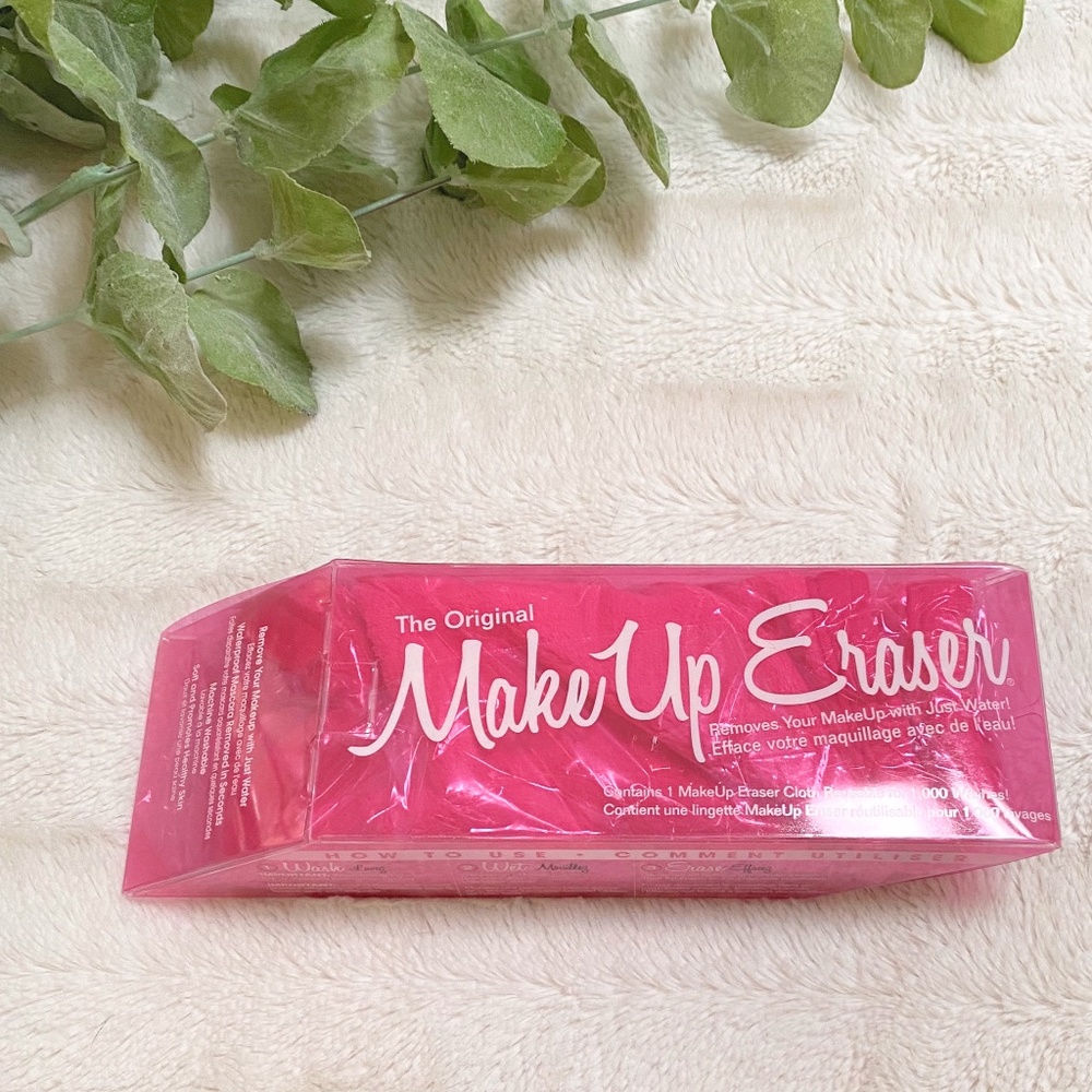 NWT Makeup Eraser